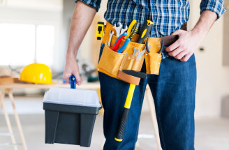 DIY opravy v zime: Náradie, ktoré vám ušetrí peniaze pri drobných opravách