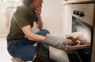 Prečo rúra pečie nerovnomerne? Odhaľujeme najčastejšie chyby a ako sa im vyhnúť