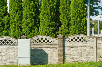Záhradné oplotenie: Aké druhy existujú a ako vybrať ten správny?